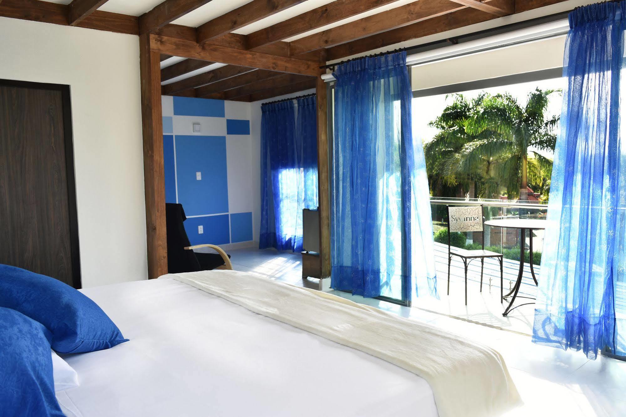 Hotel Syvanna Wellness And Spa Cerritos Dış mekan fotoğraf