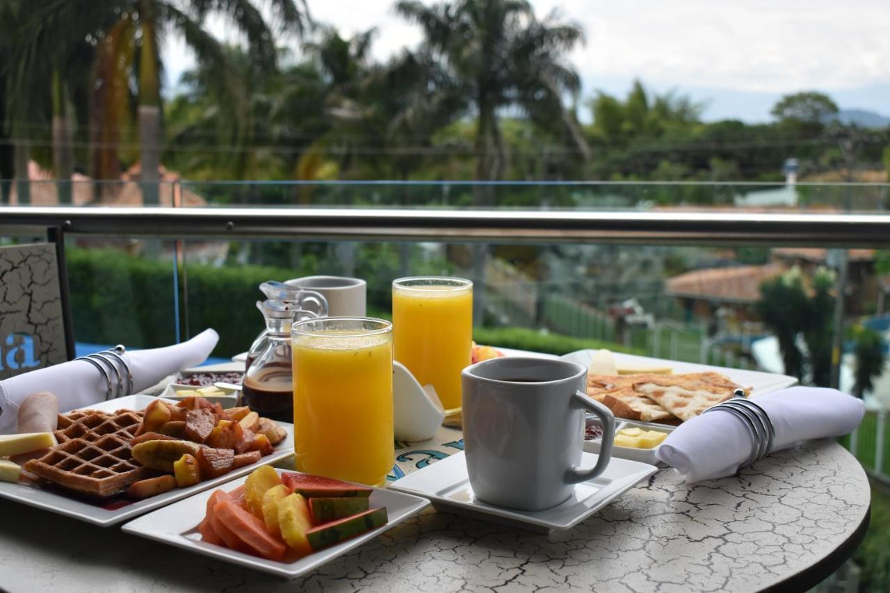 Hotel Syvanna Wellness And Spa Cerritos Dış mekan fotoğraf